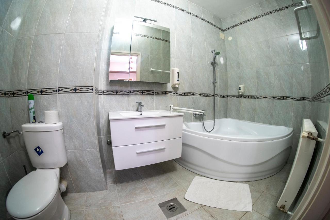 Hotel Dzsungel Nyiregyhaza Luaran gambar